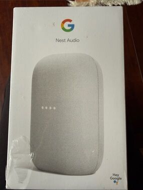Google Nest Audio - Chalk White Fabric Smart Speaker